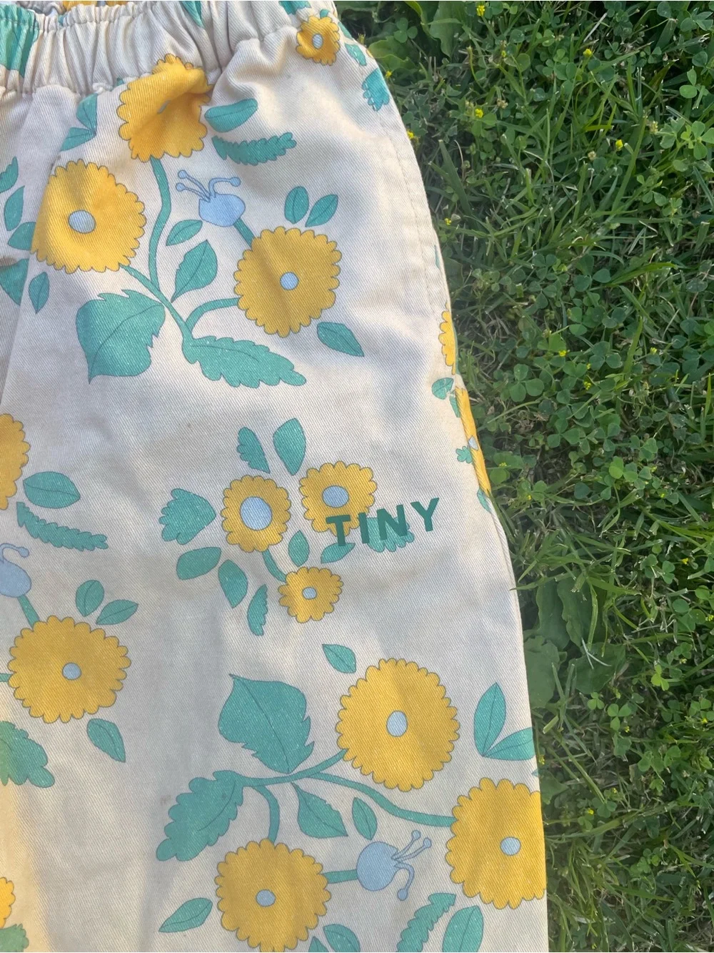 TINY COTTONS Kid’s Floral Pants in Yellow & Teal